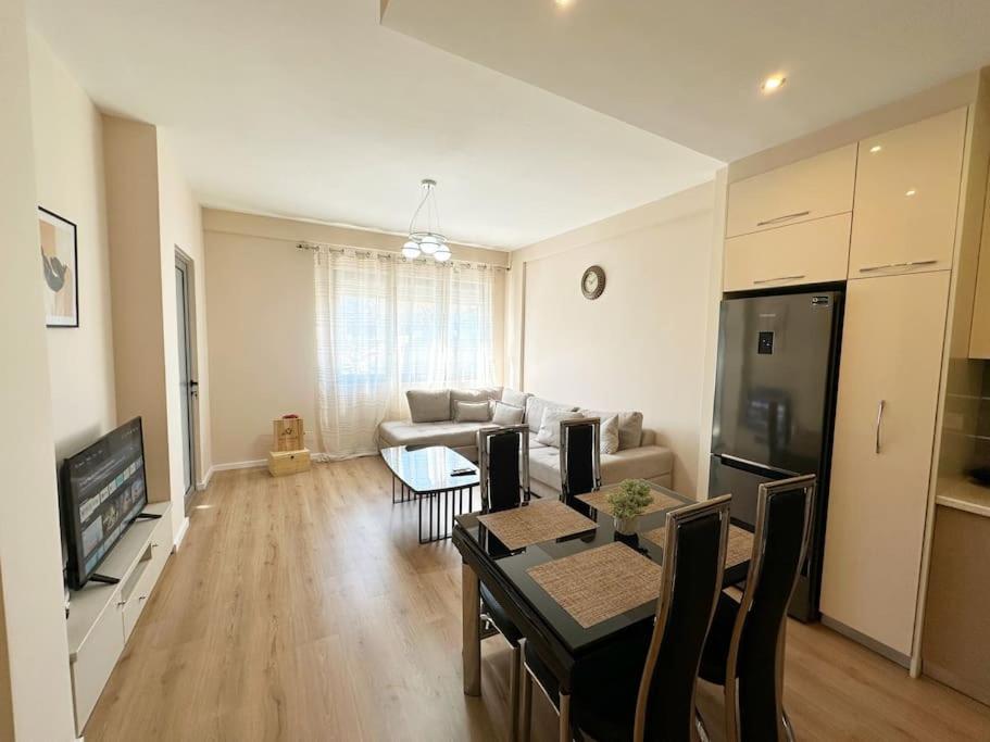Jo-Al Apartment'S 2 Тирана Екстериор снимка