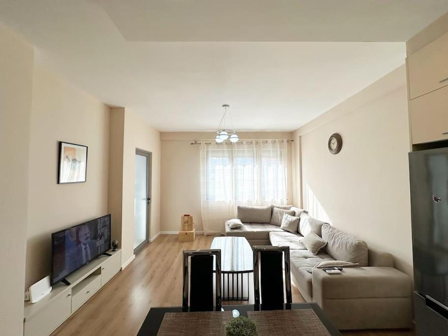 Jo-Al Apartment'S 2 Тирана Екстериор снимка